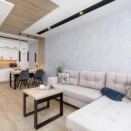 Kolobrzeg Four Season Apartments By Noclegi Renters Exterior photo