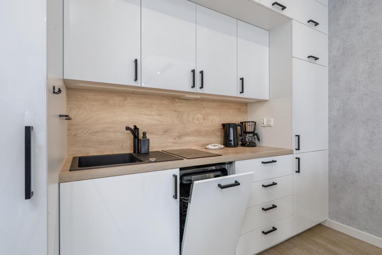 Apartment Four Season By Renters