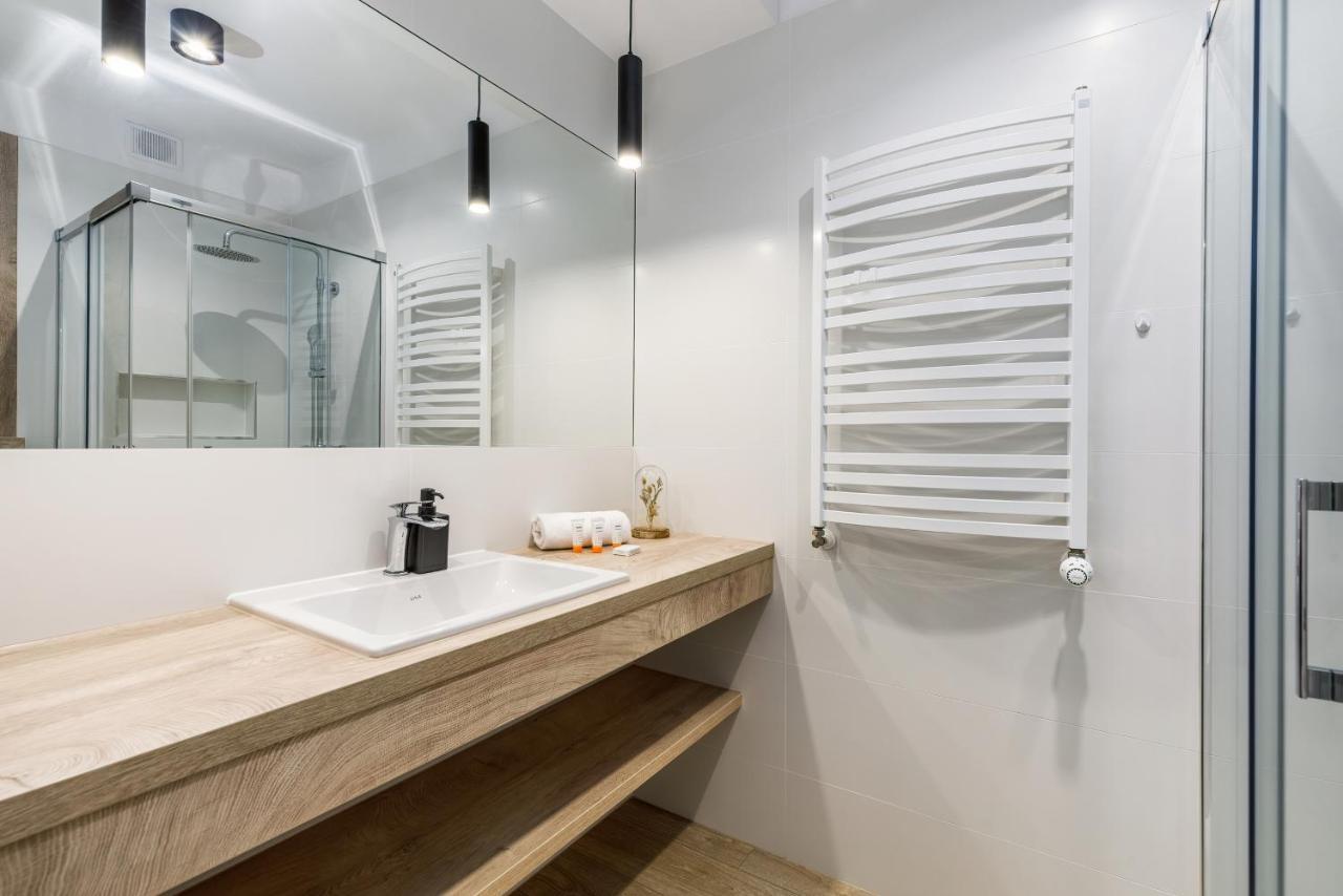 Four Season By Renters Apartment *