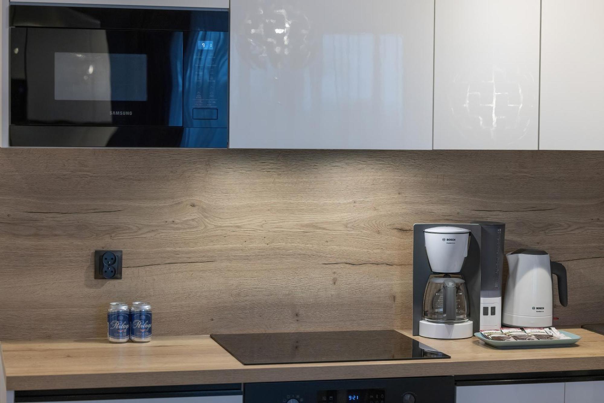 Apartment Four Season By Renters